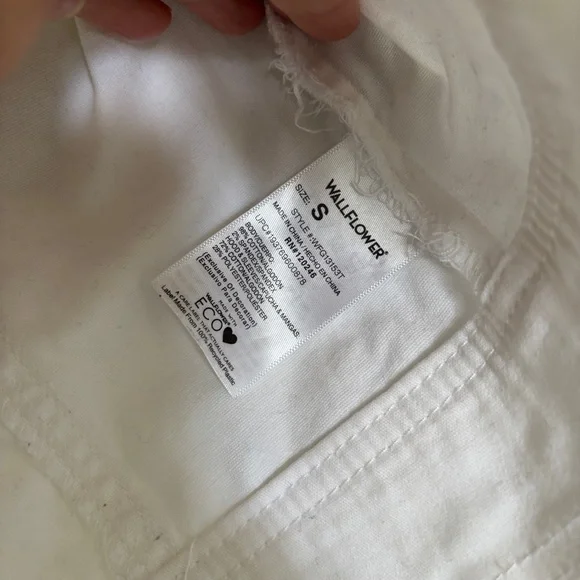 Wallflower White Denim Jacket, size small - Picture 5 of 5